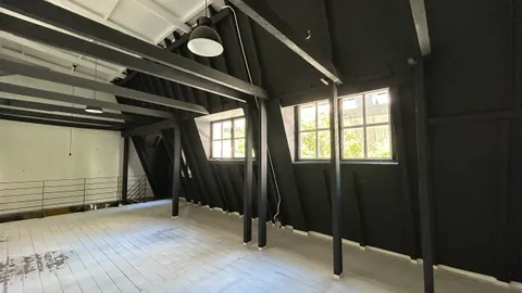 shop 129, the adderley (9).